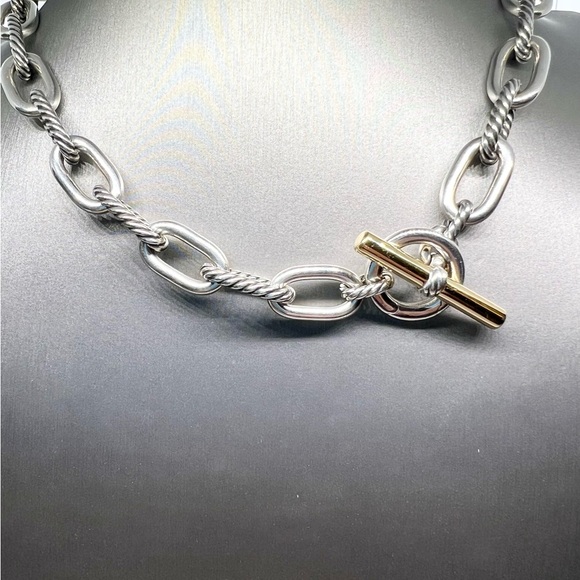 David Yurman Madison Toggle Chain Necklace with 18K Yellow Gold - Picture 10 of 13
